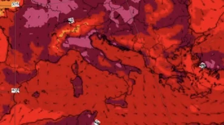 CAUSA TEMPERATURE PROIBITIVE, MOMENTANEA SOSPENSIONE PROIEZIONI CINEMATOGRAFICHE
